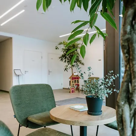 Hotel Bee Self-check-in-hotel